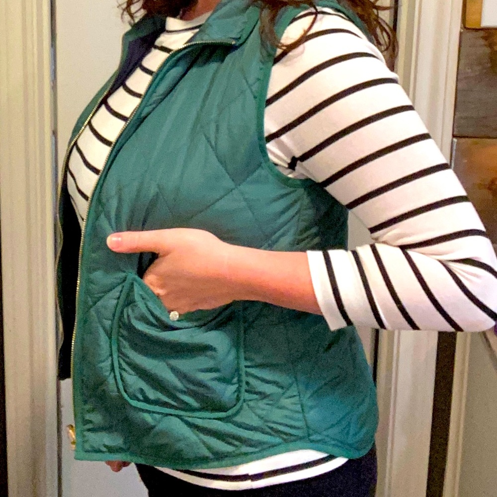 Market & Spruce, green, puffer vest!